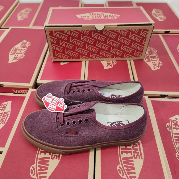 Vans OFF THE WALL Classic Skateboard Shoe,unisex M 7, W8.5, Maroon Burgundy Gum - Picture 5 of 12